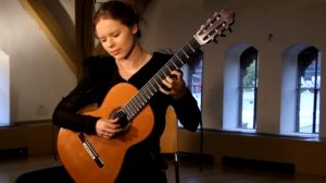Capricho Arabe, F. Tárrega, performed by Tatyana Ryzhkova 塔提亚娜·雷扎科娃-古桐博客