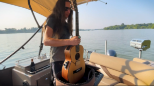 难以相信的旅行吉他-古桐博客