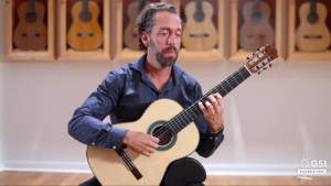 胡利奥·塞萨尔·奥利瓦的“森林”-古桐博客