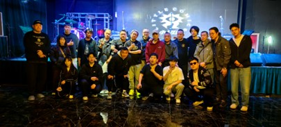 小人儿书乐队演出/合照